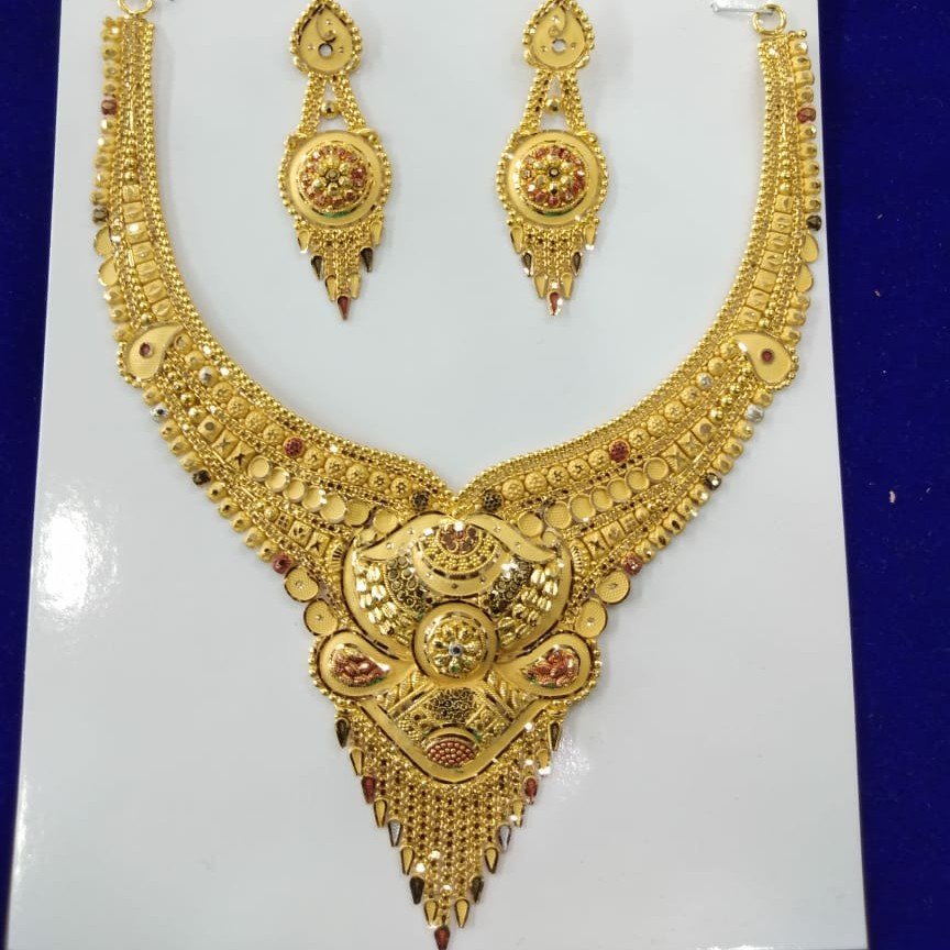 96 22 carat antique set