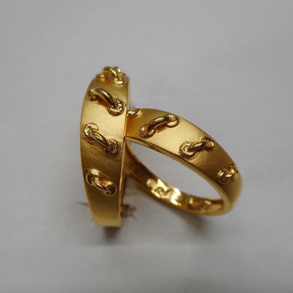 22 CARAT FANCY COUPLE RING