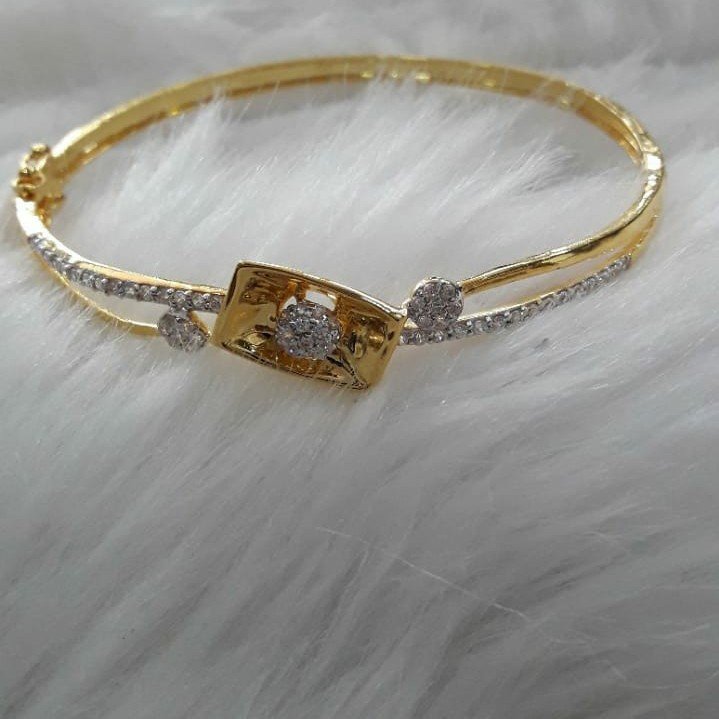 diamond antique ladies bracelet